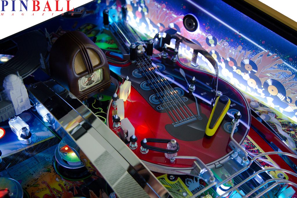 STAR TREK LARGE VERSION Vengeance Premium NOS Pinball Machine Flyer Sci-Fi Art 